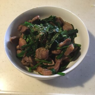 砂ずりとニラの焼肉炒め